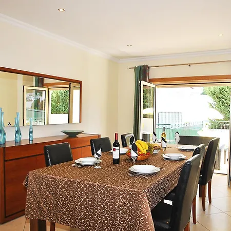 Villa In Albufeira With Private Pool & Beaches * Албуфейра